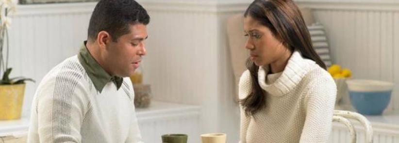 علمياً.. هذه أفضل طريقة لنقل خبر سيئ إلى الآخرين