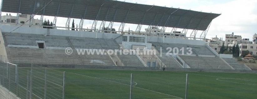 الاحتلال يمطر ملعب الخضر بقنابل الغاز