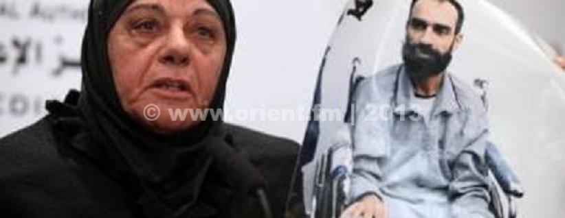 والدة العيساوي تسلم رسالة لـ