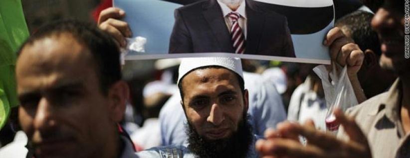 تحالف مؤيد لمرسي يدعو الى مظاهرات يوم الجمعة ضد الجيش