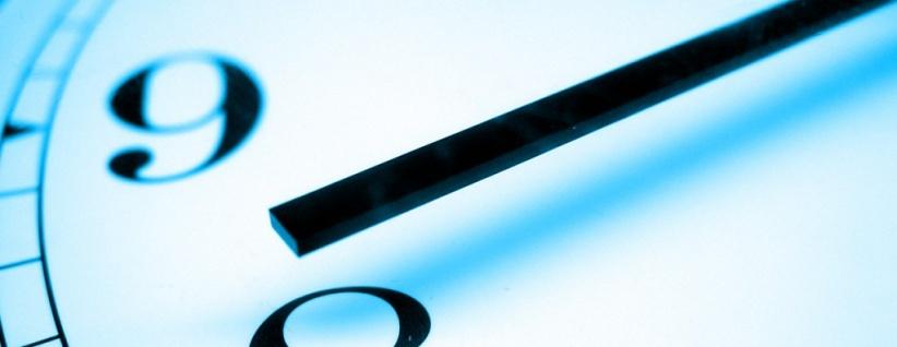 خلل في التوقيت يربك دوام الموظفين صباح أمس ألاحد