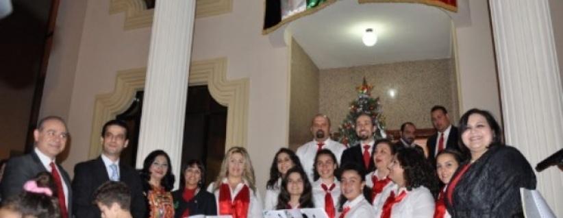 سفارة فلسطين بالبحرين تحتفل باضائة شجرة الميلاد