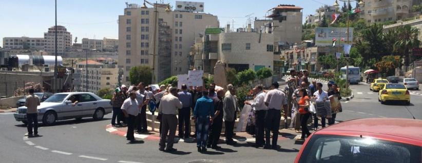 نقابة الموظفين في بيت لحم تنظم وقفات تضامنية مع الأسرى