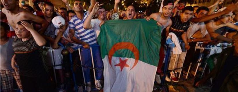 بالصور: الجزائر تصنع التاريخ برباعية في كوريا الجنوبية