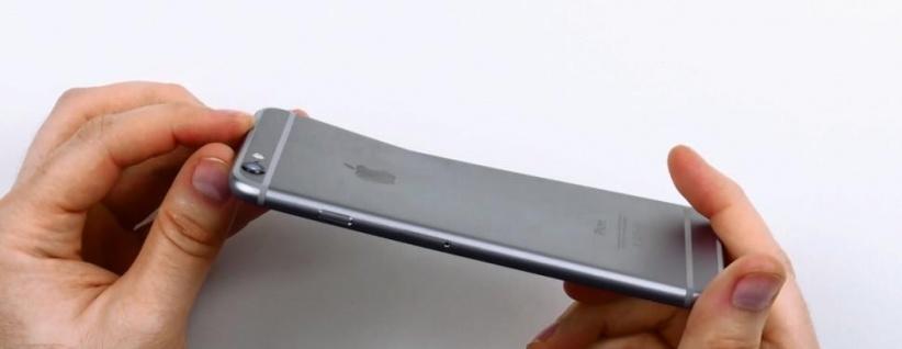 صور : هاتف “آيفون 6 بلس” يُعاني من انحناء لدى وضعه في الجيبة لفترة طويلة