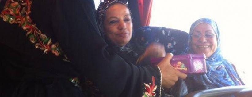 بالصور : وصول الفوج الاول من سكان غزة الى مدينة القدس