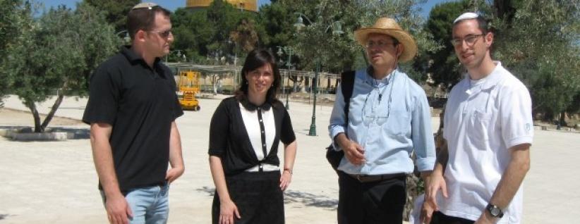 نائبة وزير المواصلات الاسرائيلي تقتحم المسجد الاقصى