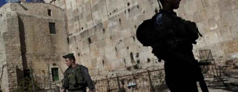 الاحتلال يمنع إدخال لوحات إرشادية للحرم الإبراهيمي
