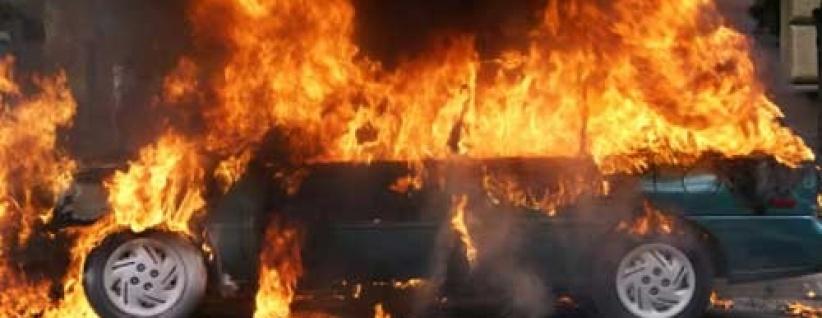 سيارة رئيس بلدية الزبابدة تشتعل والفاعل لاذ بالفرار