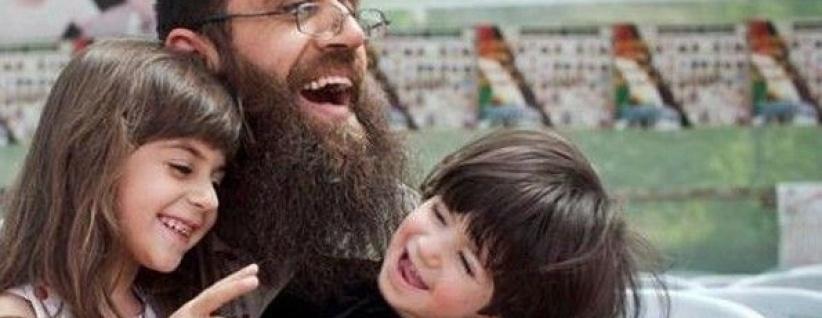 ماذا طلب الاسير عدنان من زوجته قبل انتهاء الزيارة؟