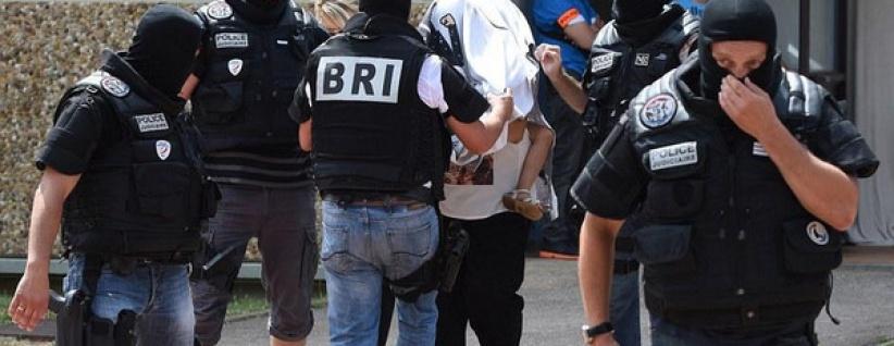 منفذ هجوم ليون في فرنسا: لست 