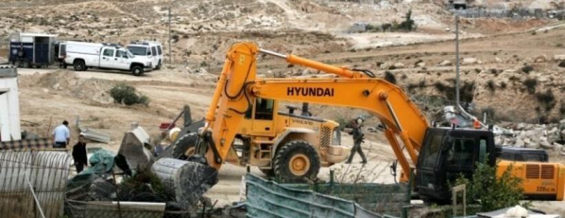 تجريف 30دونما واقتلاع 300شجرة وهدم 3آبار مياه بالخلليل