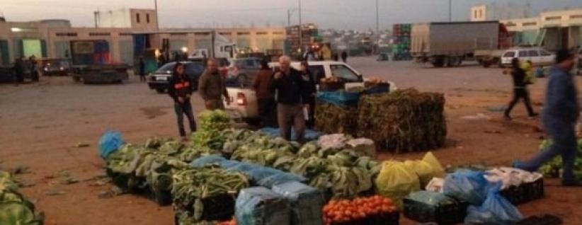 الاحتلال يغلق سوق خضار المركزي جنوب نابلس