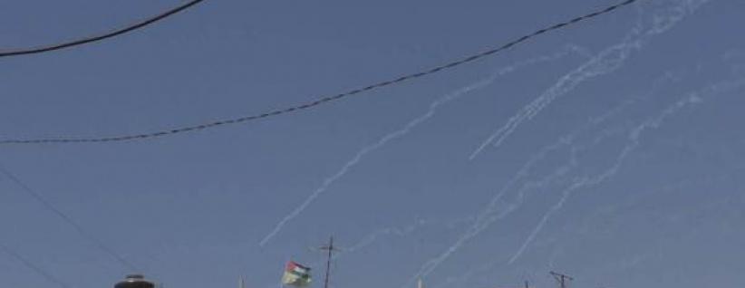 اصابات ومواجهات في بيت أمر ” الخليل ” بعد تشييع الشهيد ” ابو ماريا “..”صور “