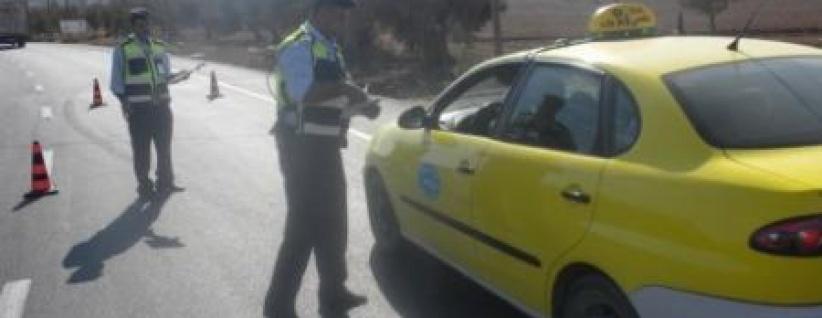 شرطة جنين تضبط 11 مركبة و18 دراجة نارية غير قانونية