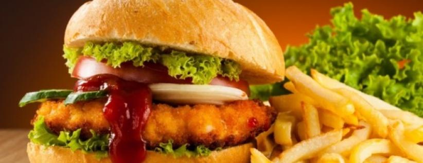 الوجبات السريعة تسبب الاكتئاب!!