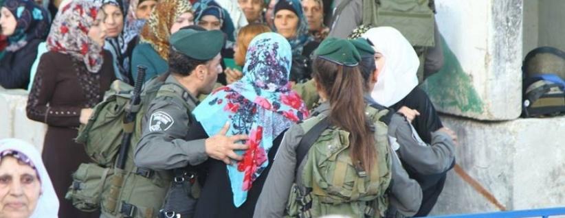 آلاف المواطنين يتوجهون إلى الأقصى لأداء صلاة الجمعة الثالثة من رمضان