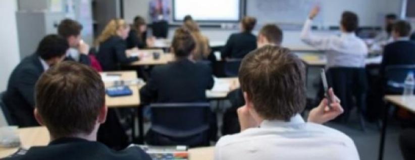 الإندبندنت: العربية هي اللغة التي يجب تعلمها