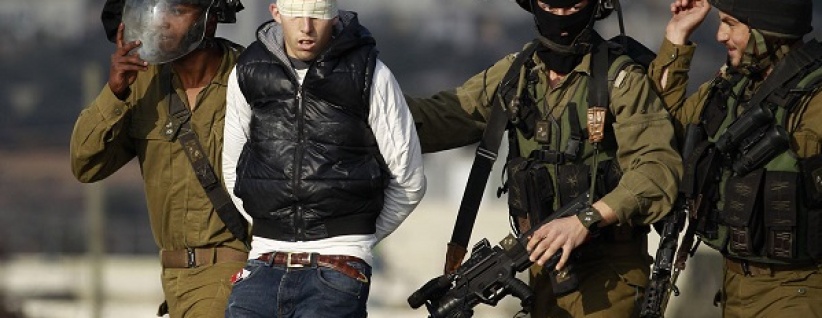 الاحتلال يعتقل شابا ويستدعي فتى غرب بيت لحم