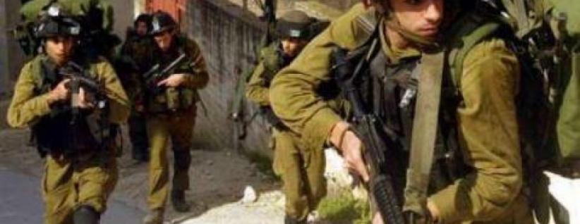 الخليل: إصابة مواطنين برضوض بعد اعتداء الاحتلال عليهم بالضرب