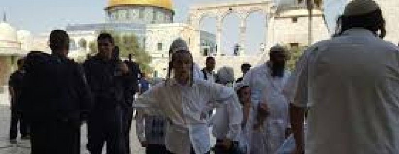نتنياهو يعمل على تغيير الوضع بالأقصى وتكثيف الاستيطان