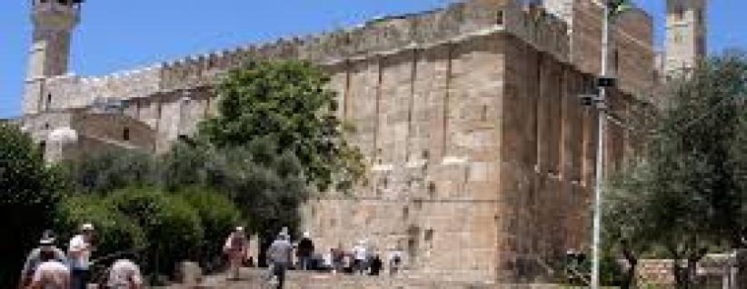 الاحتلال يغلق المسجد الإبراهيمي يومي الثلاثاء والأربعاء المقبلين