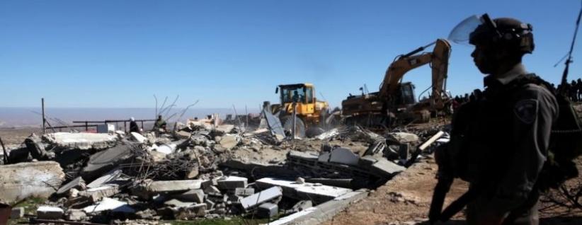 الإحتلال يهدم منزلاً في خربة يانون جنوب شرق نابلس