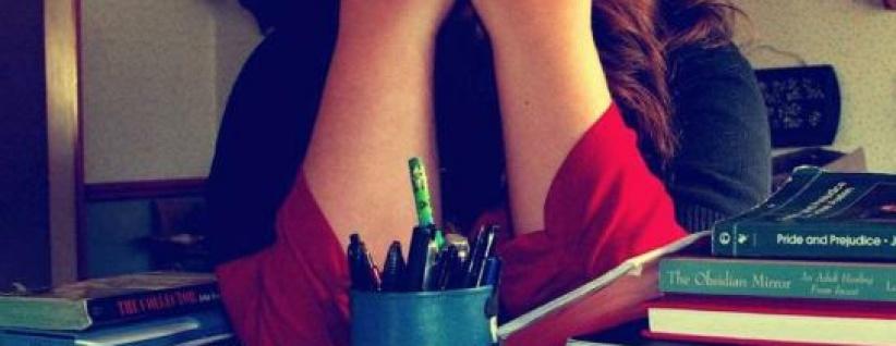 تحذير.. إشارات تؤكد ان عملك يضر بصحتك