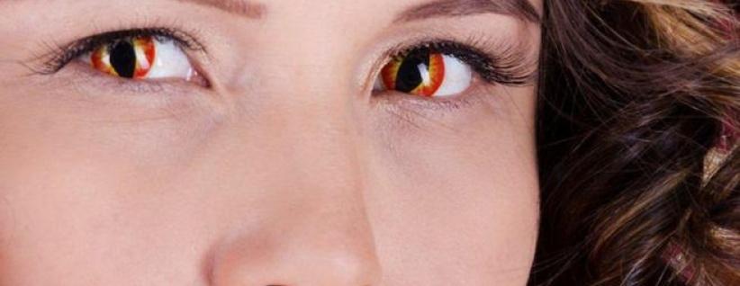 العدسات اللاصقة التنكرية 