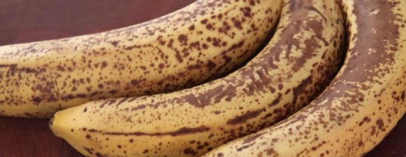 بقع الموز الداكنة تحارب السرطان