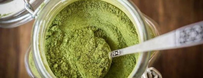 أضيفوا هذه البودرة إلى الشاي واخسروا الكثير من وزنكم