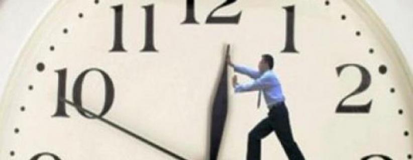 بدء العمل بالتوقيت الشتوي بفلسطين صباح السبت القادم