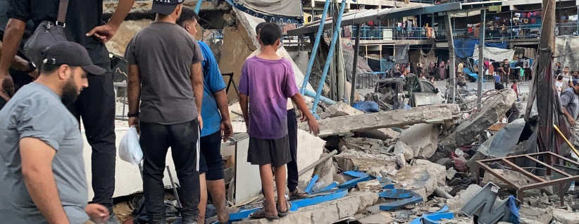 إصابة خطيرة إثر قصف الاحتلال مدرسة تؤوي نازحين وسط غزة