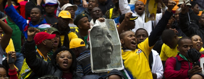 توافد الالاف الى جوهانسبرغ للمشاركة في تشييع مانديلا