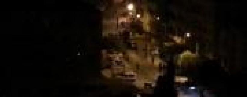 اصابة 3 مواطنين واقتحام عشرات المنازل ومحل صرافة في نابلس