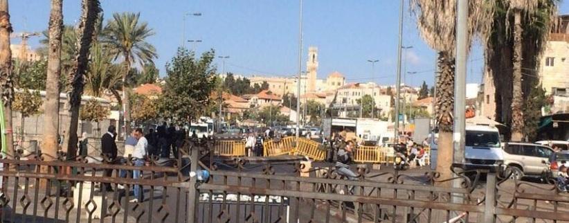 القدس: مواجهات والاحتلال يمنع المصلين من الوصول للاقصى