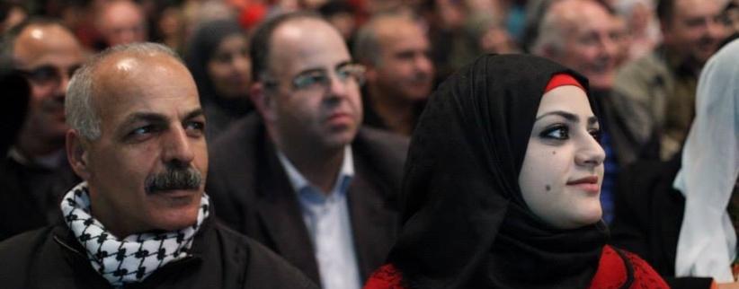 بالصور: الشاعر المصري هشام الجخ يحي أمسية شعرية في بيت لحم