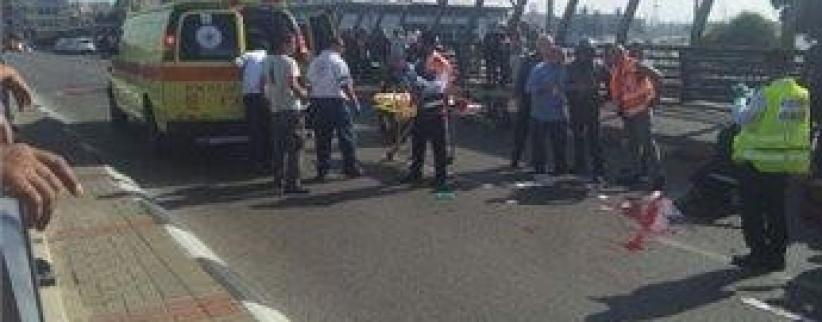 فيديو: طعن جندي إسرائيلي وإصابته خطيرة في تل أبيب