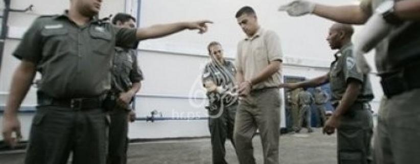 الاحتلال يفرج عن أقدم أسير إداري
