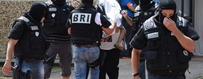 منفذ هجوم ليون في فرنسا: لست 