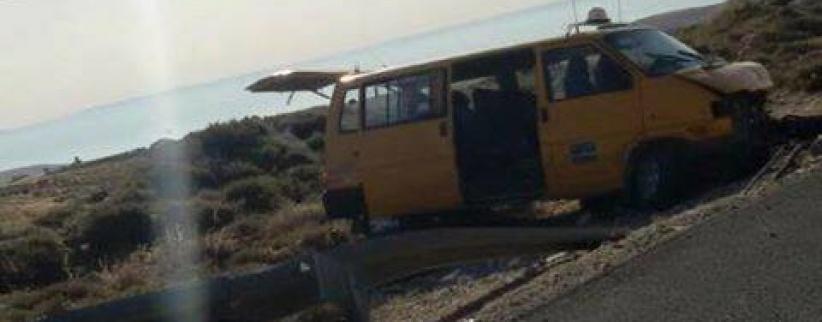 اصابة 11 شخص في حادث تصادم بين مركبتين فلسطينية واستيطانية شرق رام الله