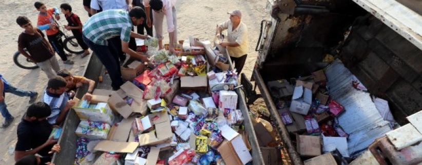 إتلاف 12 طن أغذية فاسدة بخانيونس