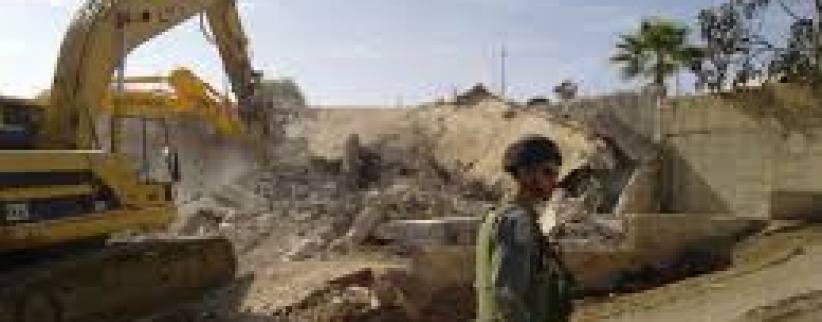 الاحتلال يخطر بهدم خيمتين جنوب الخليل