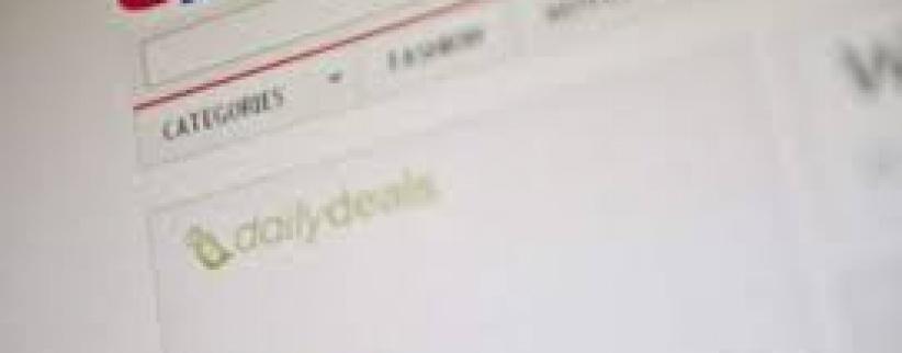 لص أمريكي يبيع الهواء في حقائب ب20 ألف دولار !