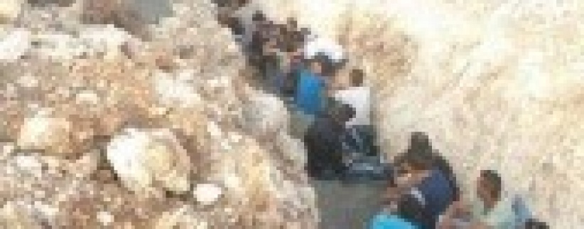 الاحتلال يعتقل 120 عاملا شمال الضفة