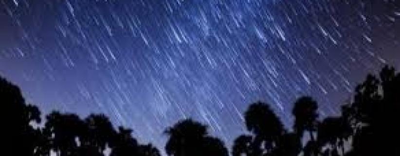 سماء فلسطين تشهد سقوط زخات من الشهب مساء اليوم