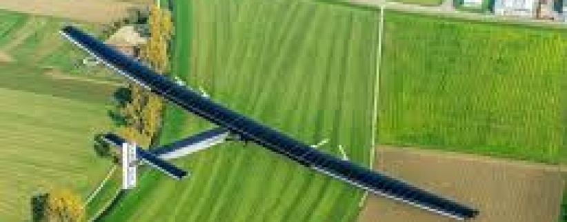 طائرة شمسية تحلق اربعة أيام متواصلة