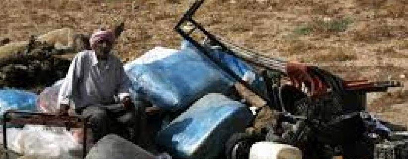 الاحتلال يسلم إخطارات بوقف البناء بمنشآت في الأغوار