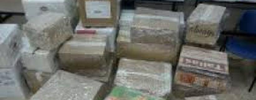 اللجنة الشعبية للخدمات في مخيم الدهيشة توزع 425 طردا غذائيا على مخيمات اللاجئين في المحافظة