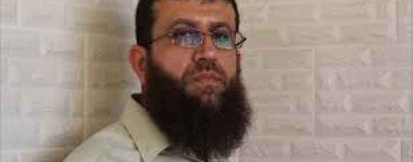 نقل الأسير المحرر خضر عدنان إلى المستشفى إثر تدهور وضعه الصحي